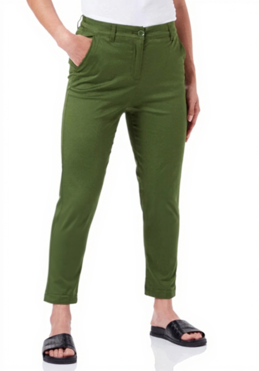 Pantaloni Sisley donna in verde su sfondo neutro